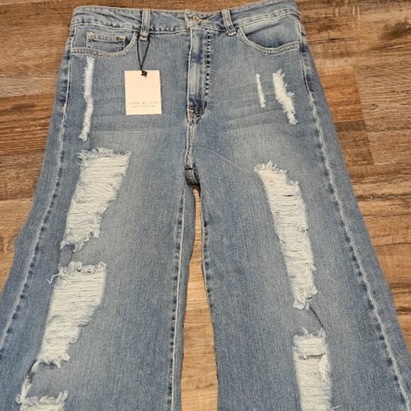 Litz by Uniq Distressed NWT Women Size 30 Wide Leg Retro Flared Festival Jeans - Picture 2 of 9